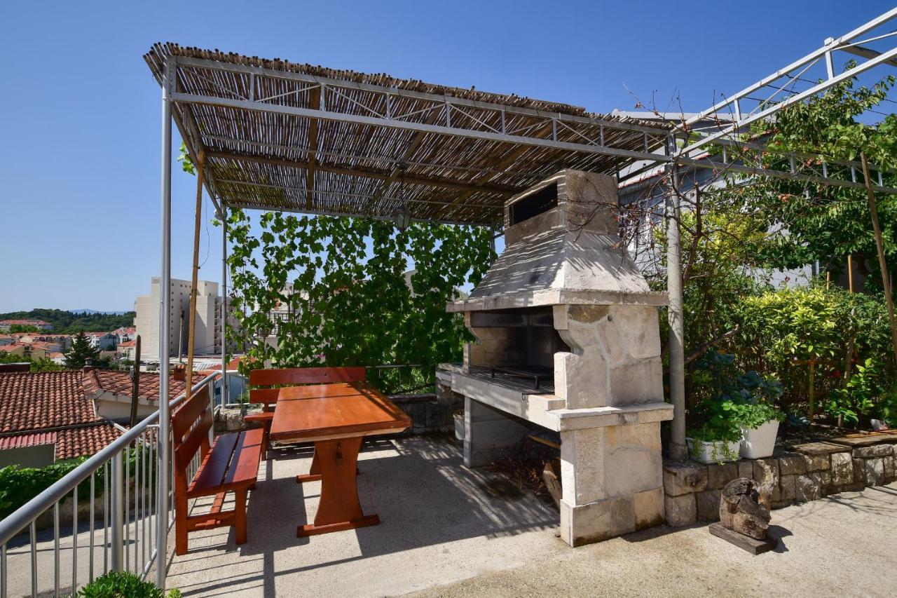 Apartmani Mate Makarska Bagian luar foto