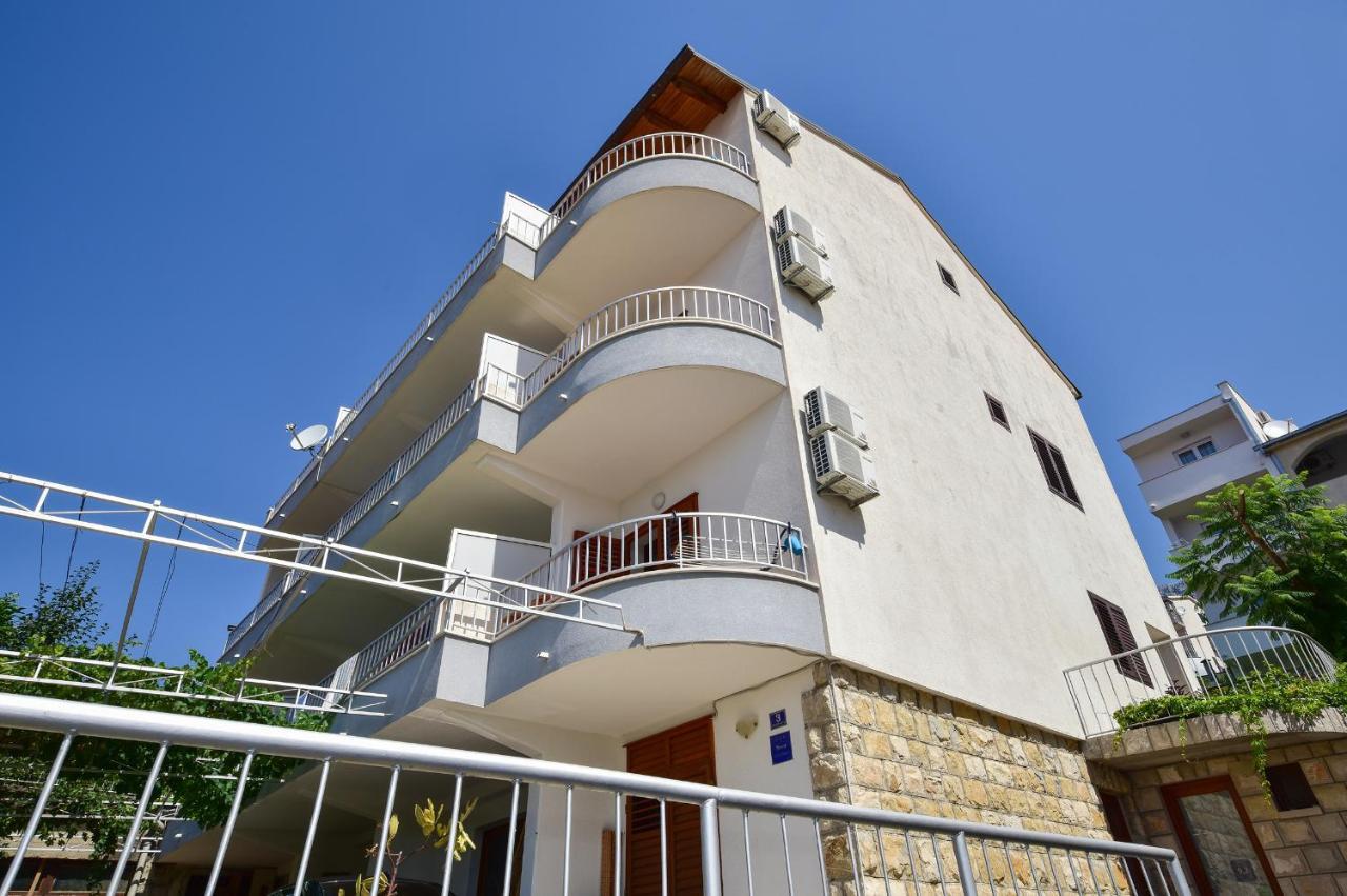 Apartmani Mate Makarska Bagian luar foto