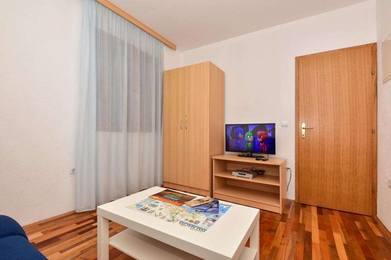 Apartmani Mate Makarska Bagian luar foto