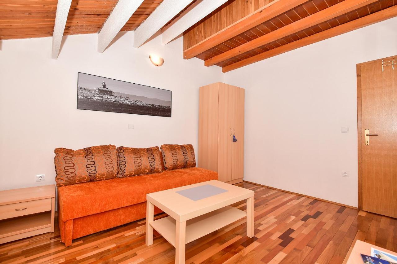 Apartmani Mate Makarska Bagian luar foto