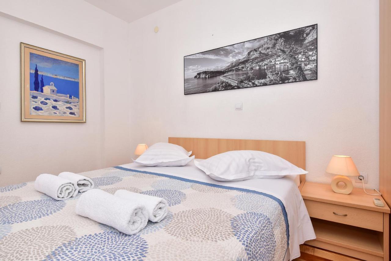Apartmani Mate Makarska Bagian luar foto