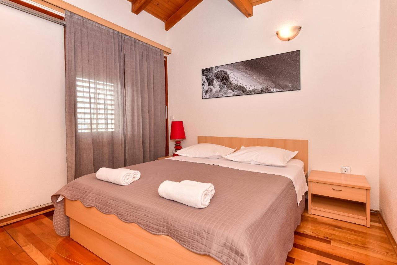 Apartmani Mate Makarska Bagian luar foto