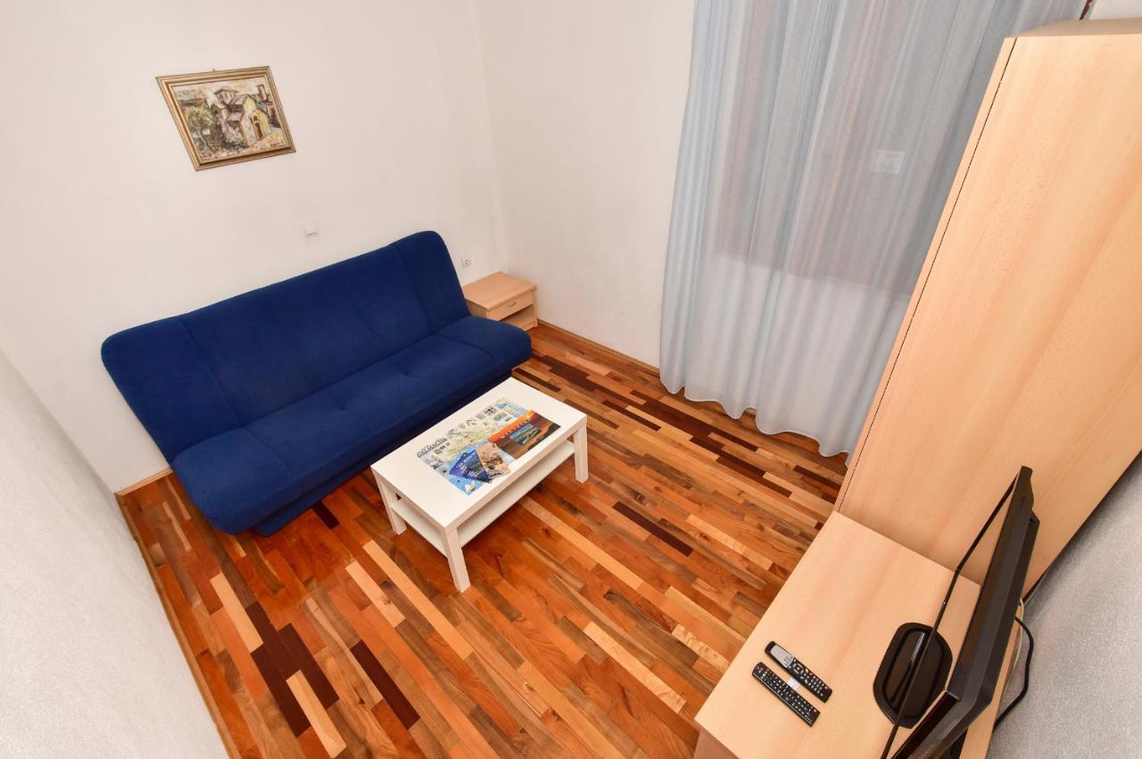 Apartmani Mate Makarska Bagian luar foto