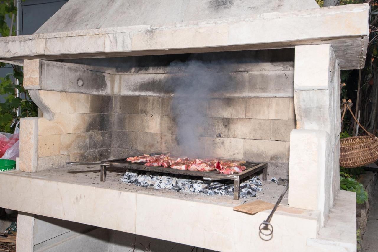 Apartmani Mate Makarska Bagian luar foto